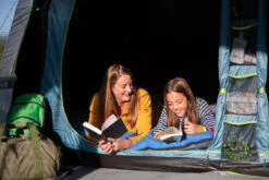 Coleman Castle Pines 4L BlackOut Tent -Outdoor Camping k66fb648ef9e7571862af4797d6e298bf