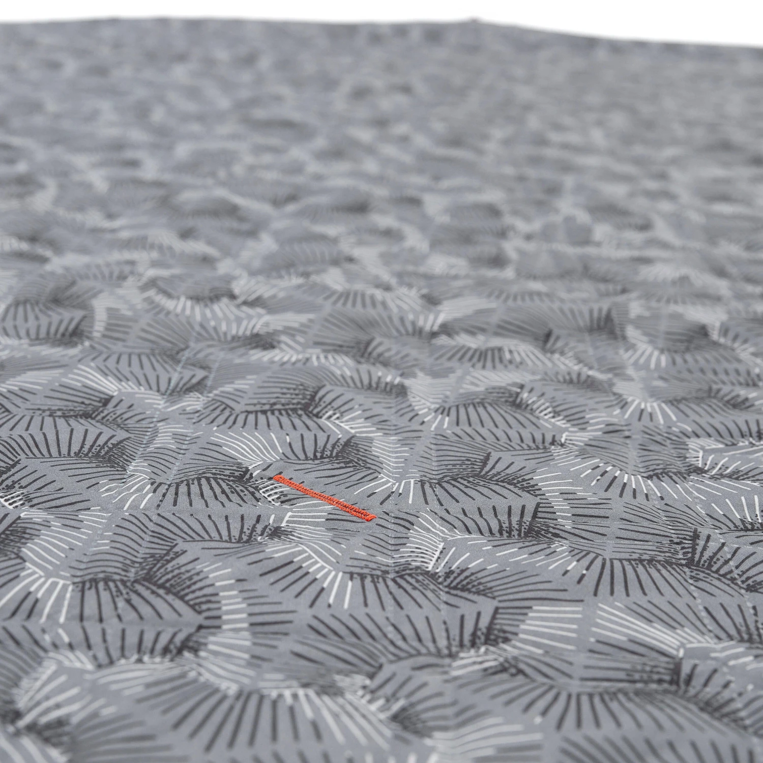 Quechua COMFORTABLE INSULATING BLANKET-SPARE PART FOR THE AIRSECONDS6.3 POLY-COTTON TENT 7 Quechua COMFORTABLE INSULATING BLANKET-SPARE PART FOR THE AIRSECONDS6.3 POLY-COTTON TENT - Image 7