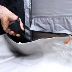 Quechua 4 Man Inflatable Blackout Tent -Outdoor Camping kb8f6363ed307e09fb5fb1241055f48bc