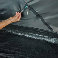 Quechua 3 Man Blackout Tent -Outdoor Camping kf073a17348b5c771dd8e4f8dd26e31da